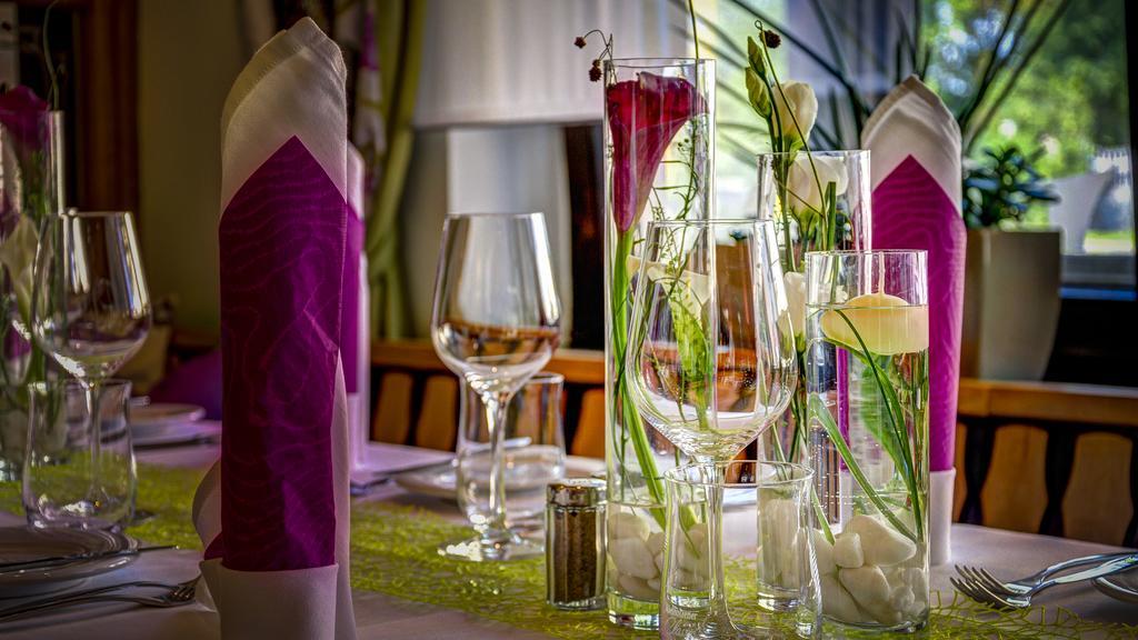 Hotel Restaurant Weihenstephaner Stuben Landshut Exterior photo